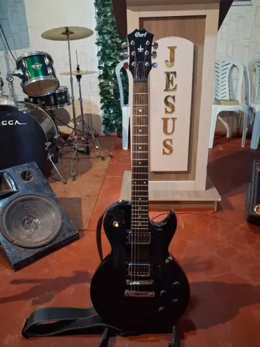 Guitarra Cort Cr 100 com Tarraxas Guyker com trava 
