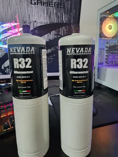 Garrafa de gás r32 700g