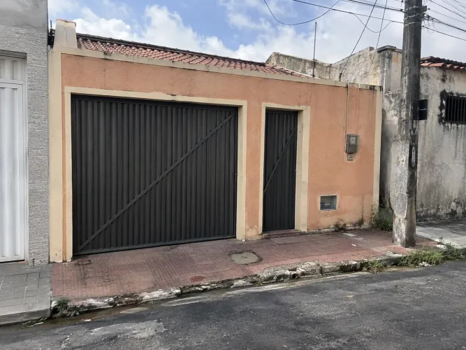 Casa a venda no VICENTE PIZON, com 2 quartos 