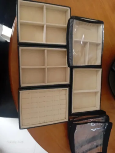Bandejas para jóias. Tamanho: 20×15 cm
