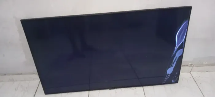 Vendo nao tenho interesse de consertar ou pra retirada de peças ZAP *