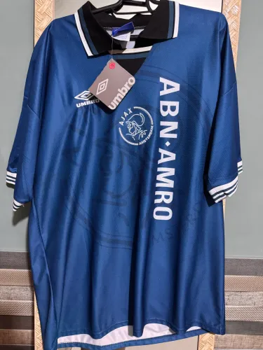 Camisa de futebol Ajax retrô