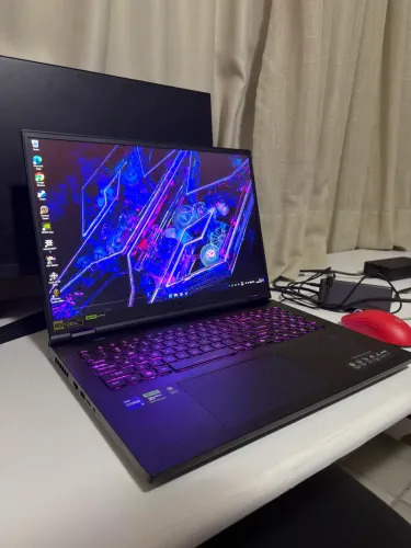 Acer predator 18? 4080 MINILED
