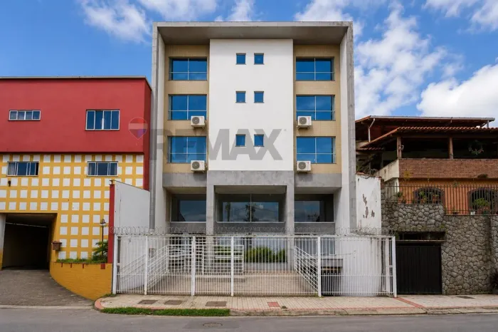 Prédio Comercial para Locação Rua Joaquim Vicente Guedes, 738 Cruzeiro do Sul, Juiz de F