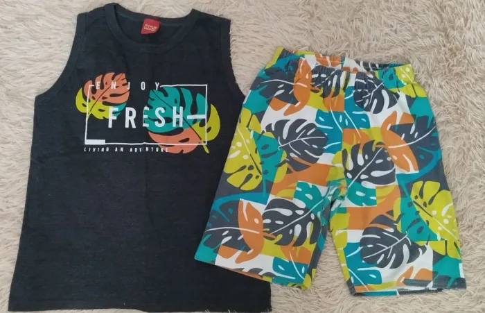 Roupas tamanho 12/14 anos