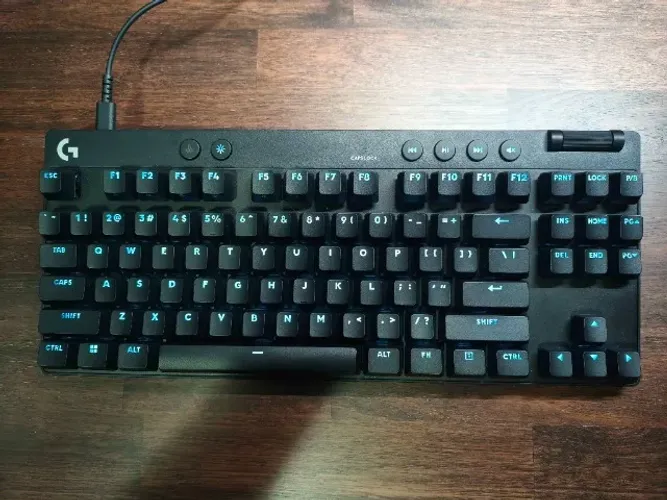 Teclado Gamer Com Fio Logitech G PRO X TKL RAPID