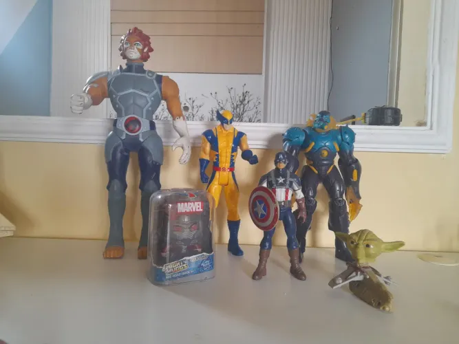 Bonecos Super Herói-Diversos!!!