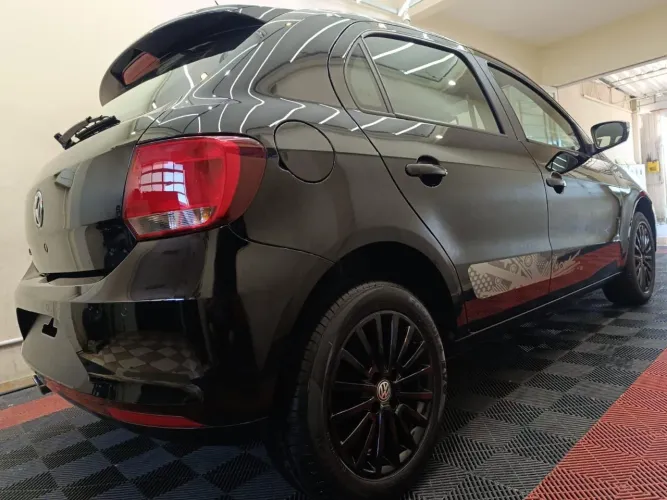Volkswagen Gol Geração VI Rock IN RIO 1.0 8V MI Total Flex Mec. 4P 2016