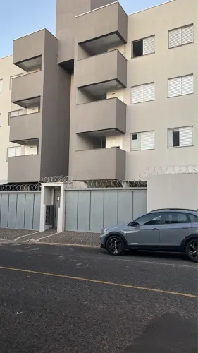 2 vagas de quartos para estudantes bairro Santa Monica