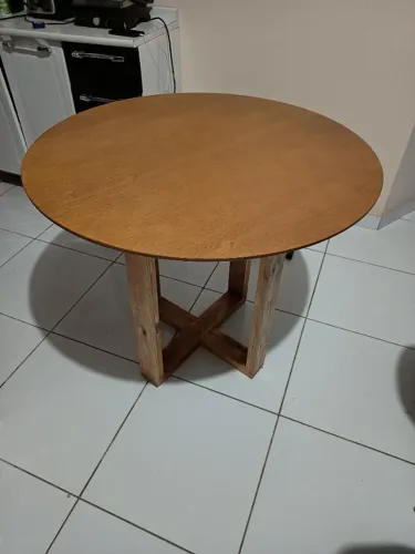 Mesa de jantar redonda