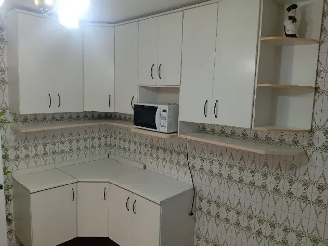Armário de Cozinha Planejado Completo com Bancada - Excelente Estado