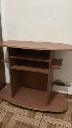 Vendo um rack ,valor 250,00 interessados chama no ZAP *