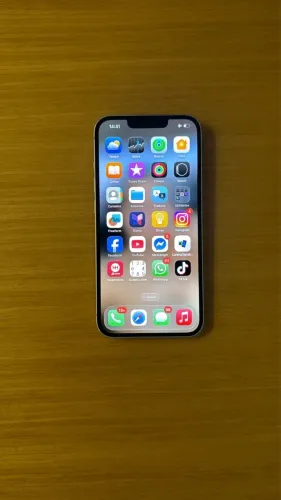 iPhone 14 sem detalhe , nehuma peça trocada