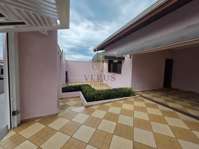 Casa com 3 quartos, sendo 1 suite no bairro São José