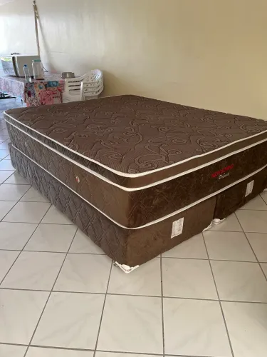 Cama box queen completa