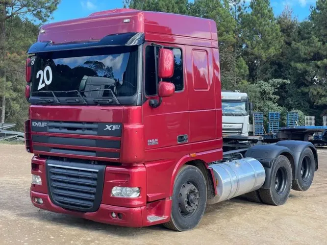 DAF XF105 460 6X2 ANO 2020 - COM 800 MIL KM - INTERIOR PERSONALIZADO - REPASSE