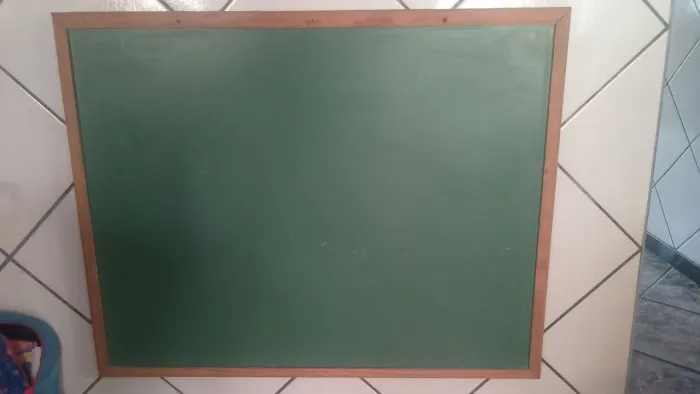Lousa (quadro negro).100x80
