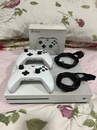Xbox One S 