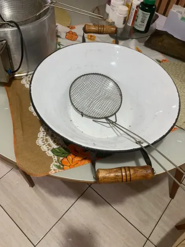 Fritadeira 5 litros 220 volts mais um taxo