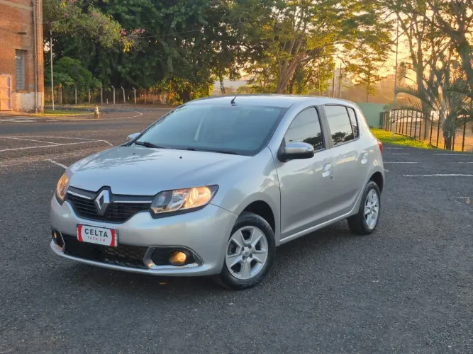 Renault Sandero Dynamique Hi-power 1.6 8V 5P 2015