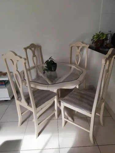 Mesa 4 cadeiras