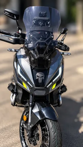 Honda X-ADV 750 2024/25 | 9.900 km | DCT | CarPlay | Akrapovic | Baú