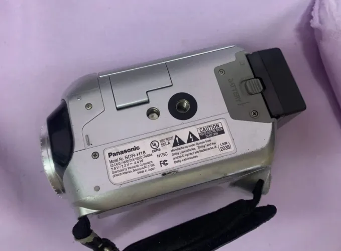 Câmara filmadora Panasonic completa usada/conservada
