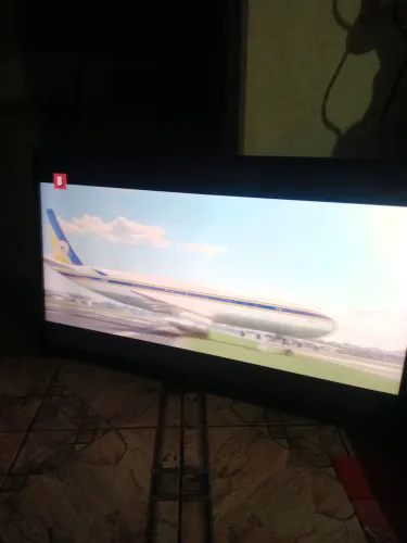 Tv LG 39" smart funcionando perfeitamente não não tenho o pé Marília SP