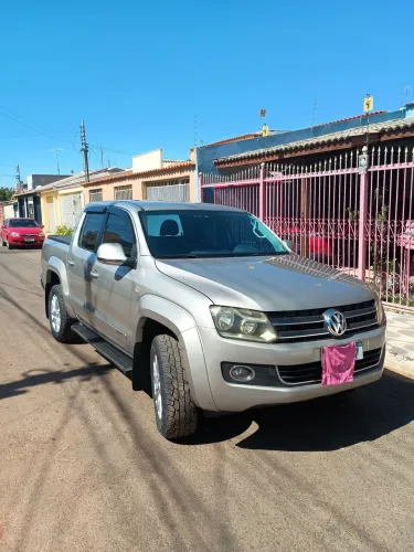 Volkswagen Amarok High.cd 2.0 16V TDI 4X4 Dies. AUT 2013