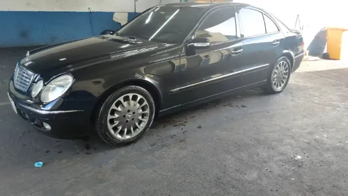 Mercedes-Benz E-500 Elegance/ Avant. 5.0 V8 24V 4P AUT 2003