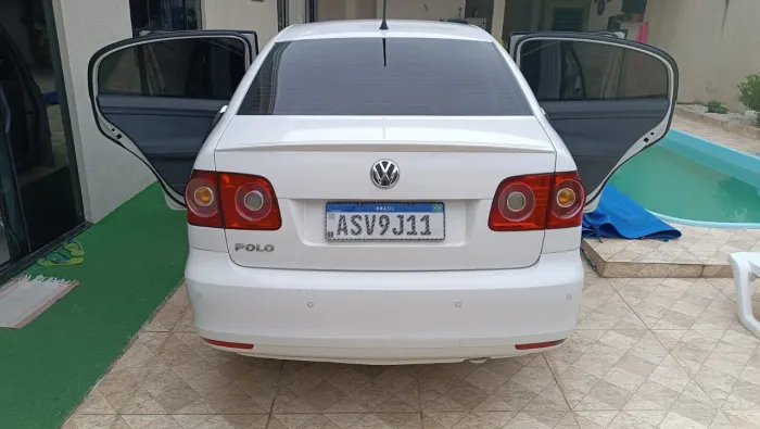 Volkswagen Polo Sed. Comfort. 1.6 MI Tot. Flex 8V 2012