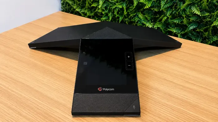 Polycom RealPresence Trio 8800 Sistema de Audioconferência (Sem Fonte)