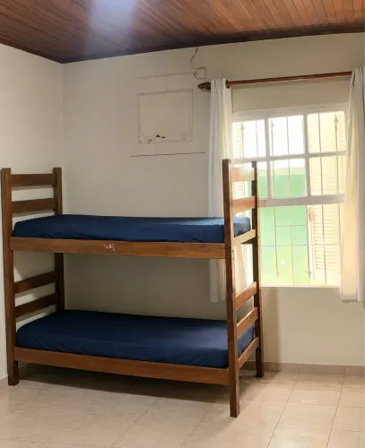Cama beliche ou solteiro