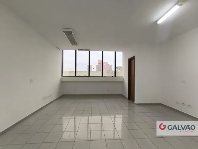 Sala/Conjunto Comercial no Ahú de 47,98 m² - 33589.025-GL