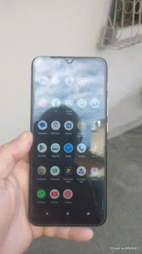 Moto E20 único dono, semi novo, todo original
