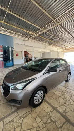 Hyundai HB20 Unique 1.0 Flex 12V Mec. 2019