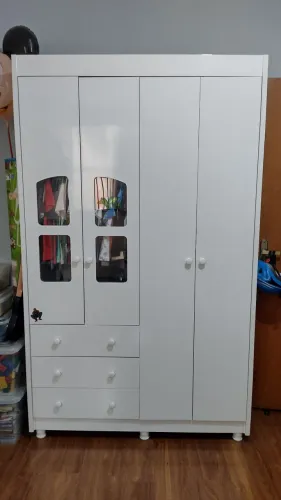 Conjunto Guarda roupa e cômoda infantil