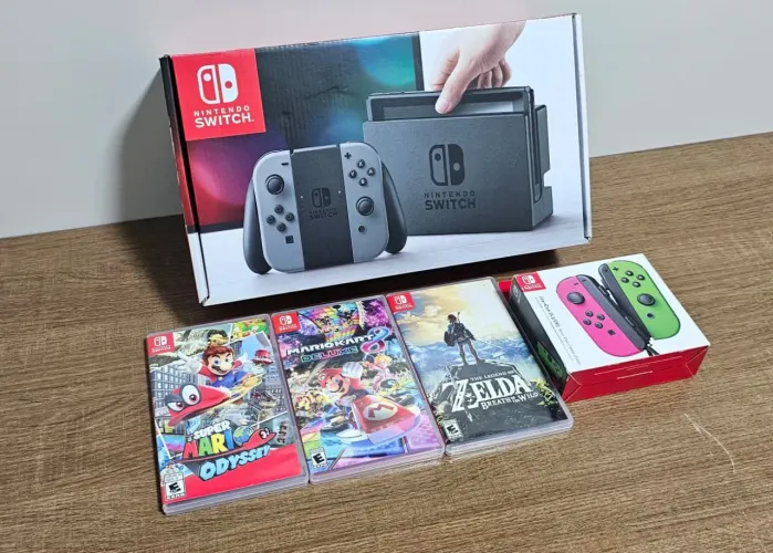 Nintendo Switch com Controles Extras e Jogos