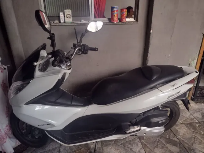 Vendo PCX 2015 10,000