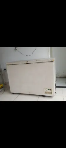 Vendo freezer em bom estado!