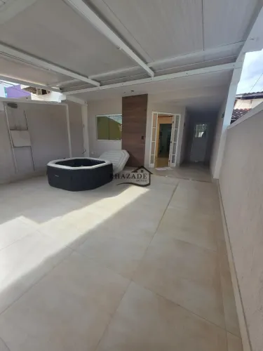 Casa Linear 3 quartos no Maravista/Niterói a 150metros dos principais mercados.