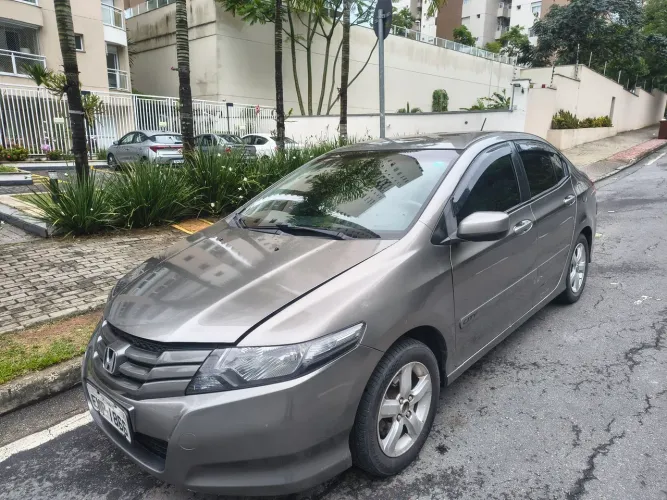 Honda City Sedan LX 1.5 Flex 16V 4P Mec. 2010
