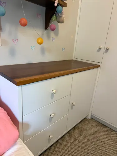 Balcão armário para quarto infantil