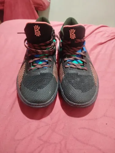 Vende-se Nike kyrie flytrap v