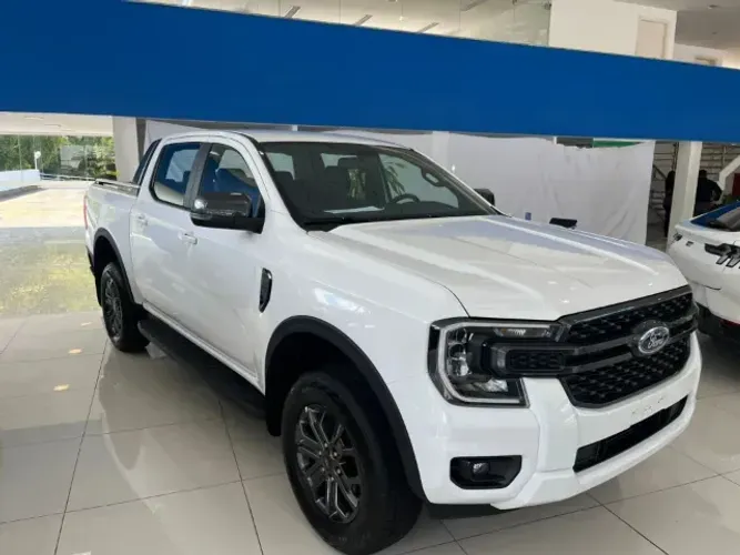 Ford Ranger Black 2.0 4X2 CD TB Diesel Aut. 2027