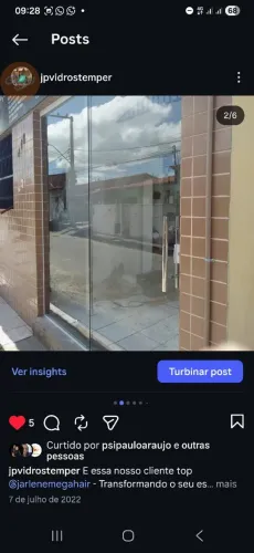 Porta de vidro temperado montadas