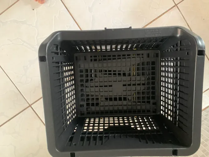 Cesta plástica