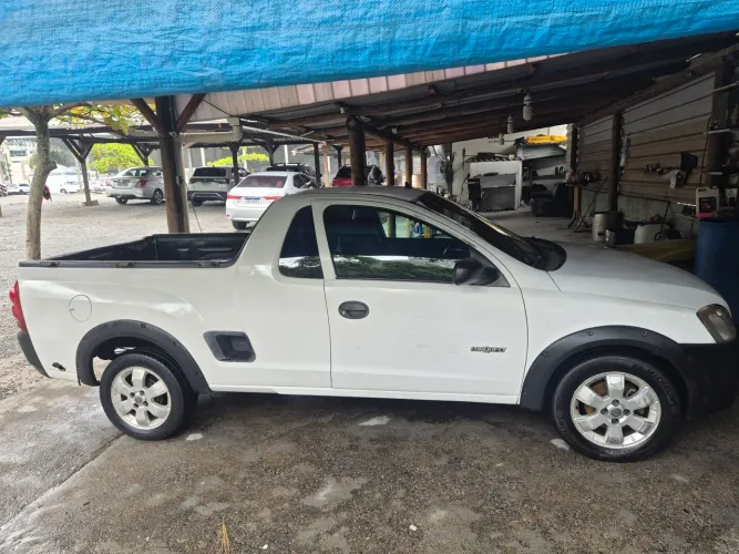 Chevrolet Montana 1.4 8V Conquest Econoflex 2P 2008