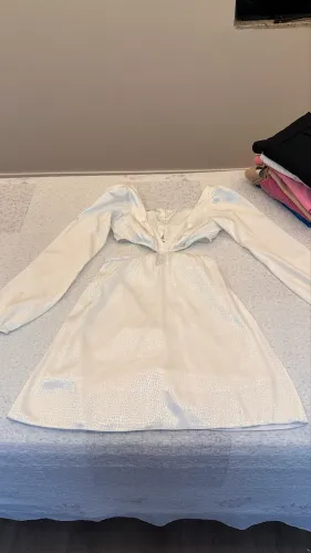 VESTIDO BRANCO