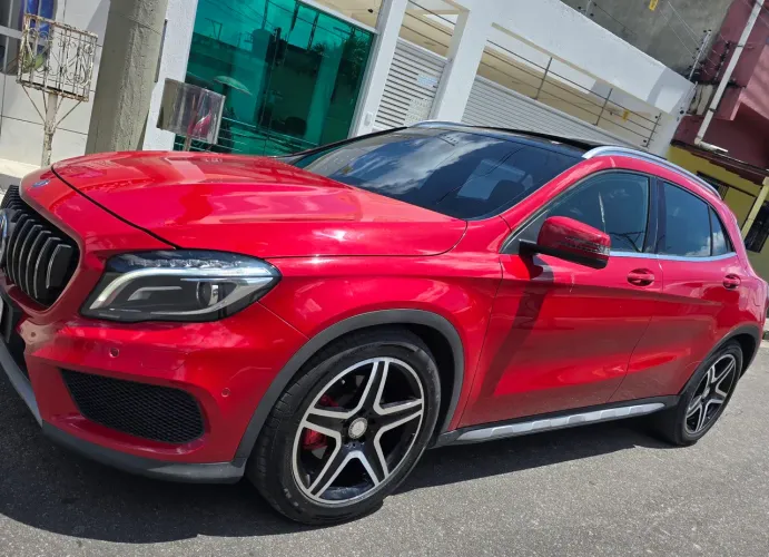 Mercedes-Benz GLA 250 Vision 2.0 TB 16V 211cv Aut. 2015